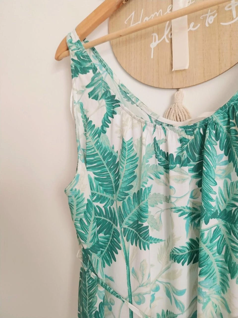Vestido nuevo ligero holgado 100% viscosa con estampado de hojas tropicales H&M Mama Taill – photo 3
